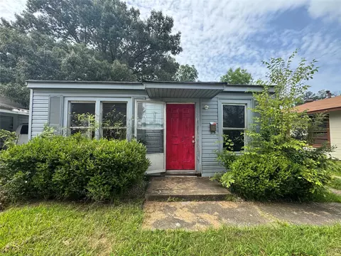 2449 Midway St, Shreveport, LA 71108