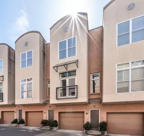 4310 Buena Vista St #20, Dallas, TX 75205