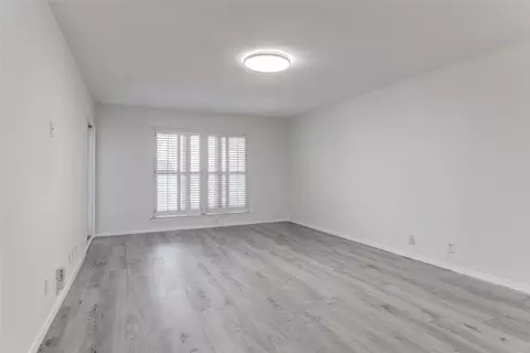 4859 Cedar Springs Rd #142, Dallas, TX 75219