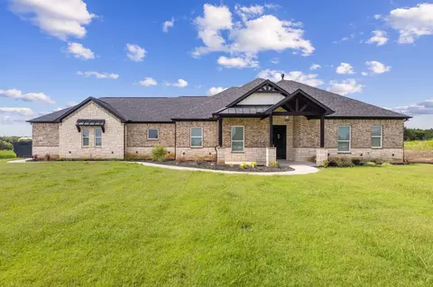 8405 Bronco Dr, Godley, TX 76044