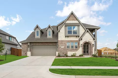 201 Claywood Dr, Glenn Heights, TX 75154