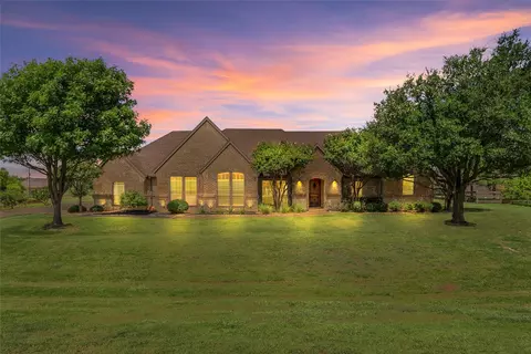 13801 Melissa Ct, Justin, TX 76247