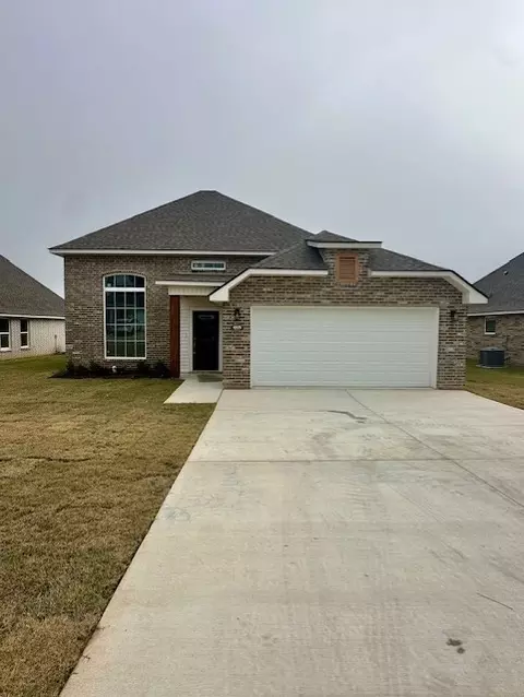 4835 Bogey Ln, Shreveport, LA 71107