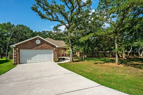 Exterior - 27 Circle Dr, Denison, TX 75021 photo 10 of 14