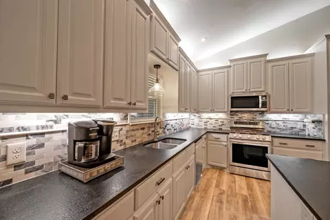 Kitchen - 27 Circle Dr, Denison, TX 75021 photo 9 of 9