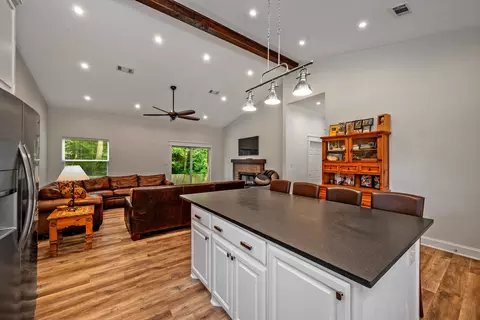 Kitchen - 27 Circle Dr, Denison, TX 75021 photo 6 of 9