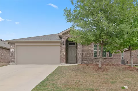 1325 Trumpet Dr, Fort Worth, TX 76131