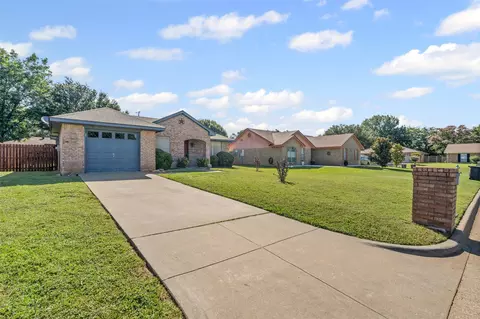 602 Mcanear St, Cleburne, TX 76033 photo 4