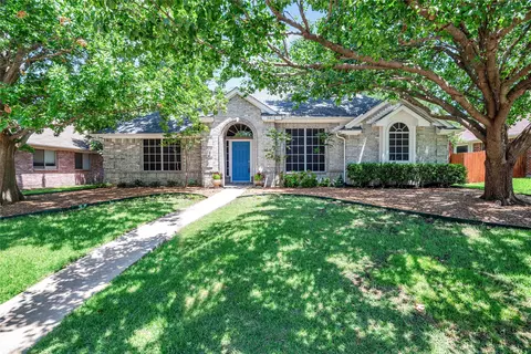 5413 Carrington Dr, Richardson, TX 75082
