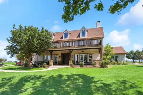 7240 T N Skiles Rd, Ponder, TX 76259