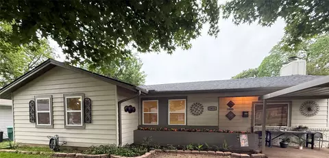1414 N Binkley St, Sherman, TX 75092