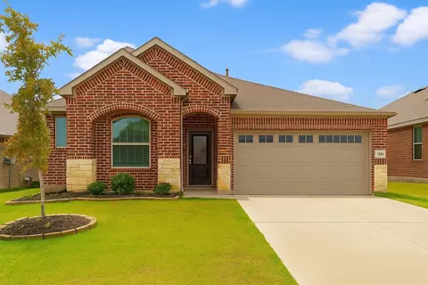 2537 Starwater Dr, Fort Worth, TX 76179