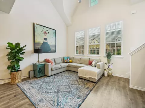 2430 Siskiyou St, Lewisville, TX 75067