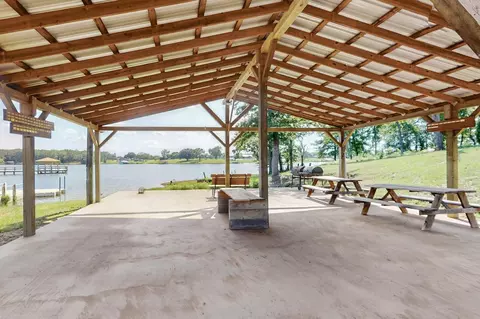 727 Comanche, Quitman, TX 75783 photo 33