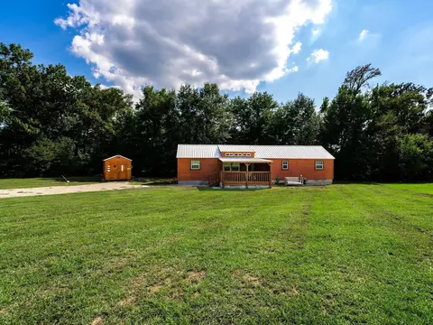727 Comanche, Quitman, TX 75783 photo 5