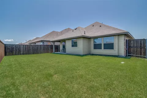 Exterior - 337 Forage Dr, Lavon, TX 75166 photo 4 of 4