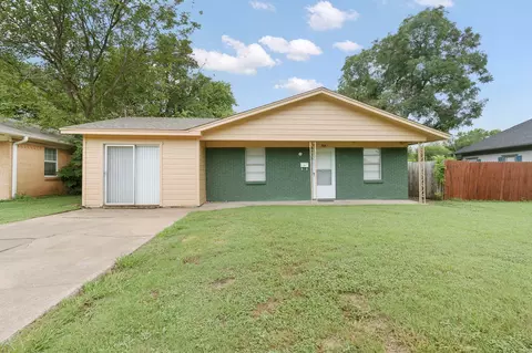704 Euclid St, Cleburne, TX 76033