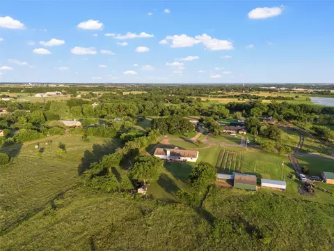2222 Pilgrim Ln, Lorena, TX 76655 photo 31