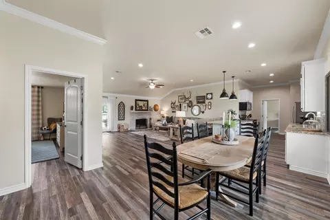 2222 Pilgrim Ln, Lorena, TX 76655 photo 7