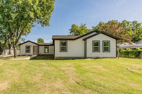 3707 Orchard St, Forest Hill, TX 76119