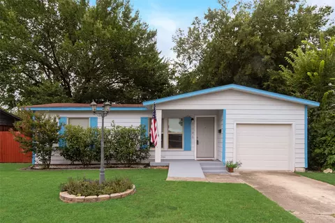 6646 Marie St, North Richland Hills, TX 76180