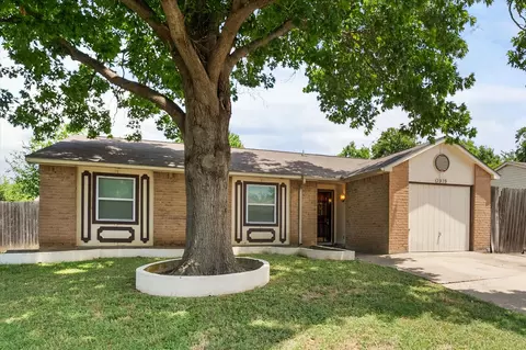 2325 Wildbriar Dr, Arlington, TX 76014