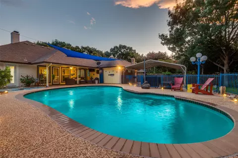 3235 Kenilworth Dr, Arlington, TX 76001
