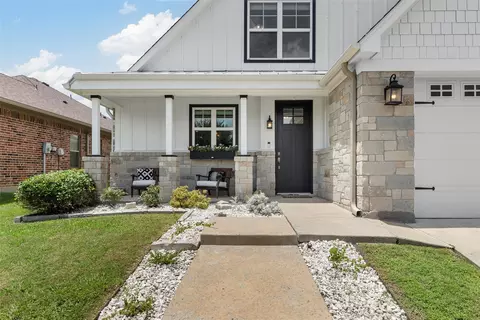 38 N Shore Cir, Waco, TX 76708 photo 2
