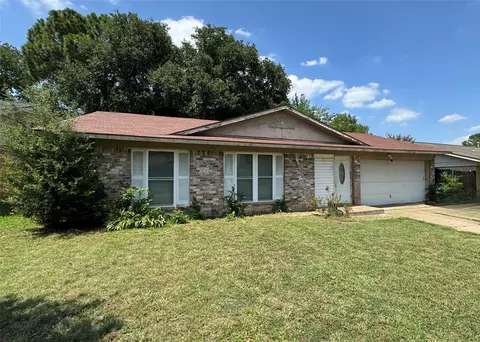 1417 Marblehead Dr, Lewisville, TX 75067