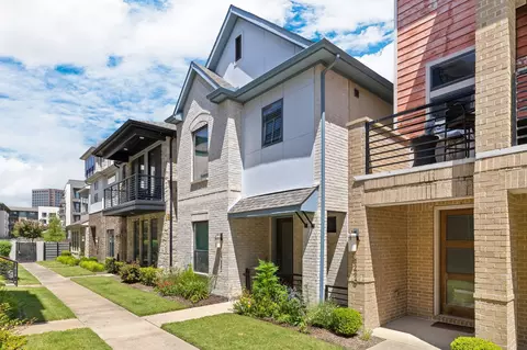 8222 Milroy Ln, Dallas, TX 75231