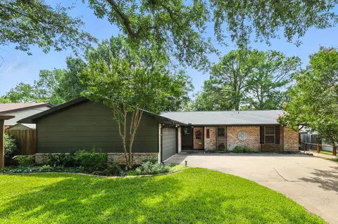1601 Cimarron Trl, Grapevine, TX 76051