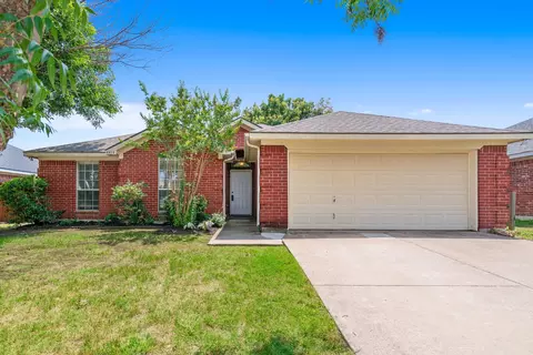 4416 Marsarie St, Fort Worth, TX 76137