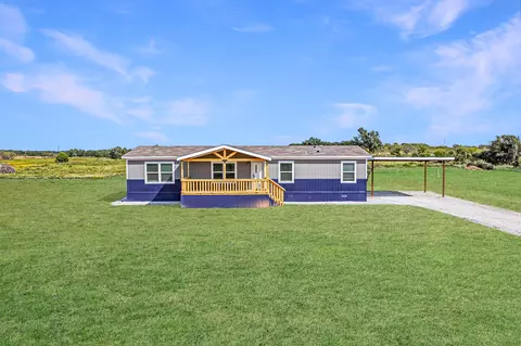 370 Leech Rd, Poolville, TX 76487
