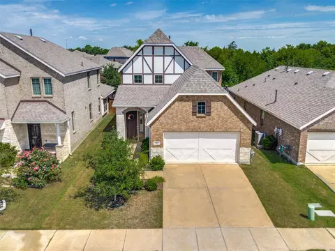 2807 Lenham Ln, Forney, TX 75126