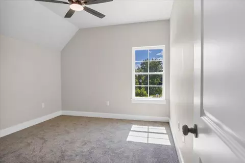 Bedroom - 1001 Mallard Dr, Lindale, TX 75771 photo 2 of 7