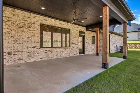 Other - 1001 Mallard Dr, Lindale, TX 75771 photo 8 of 8