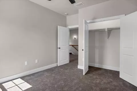 Bedroom - 1001 Mallard Dr, Lindale, TX 75771 photo 4 of 7