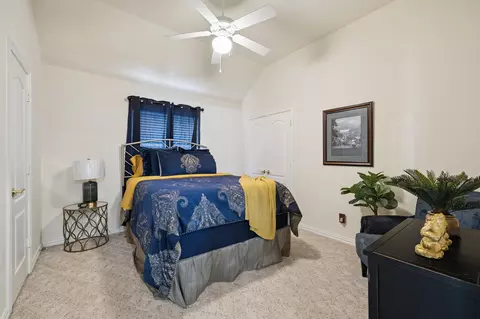 Bedroom - 501 Saddle Dr, Euless, TX 76039 photo 4 of 5
