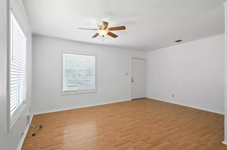 Living - 3917 Lisbon St, Fort Worth, TX 76107 photo 2 of 4