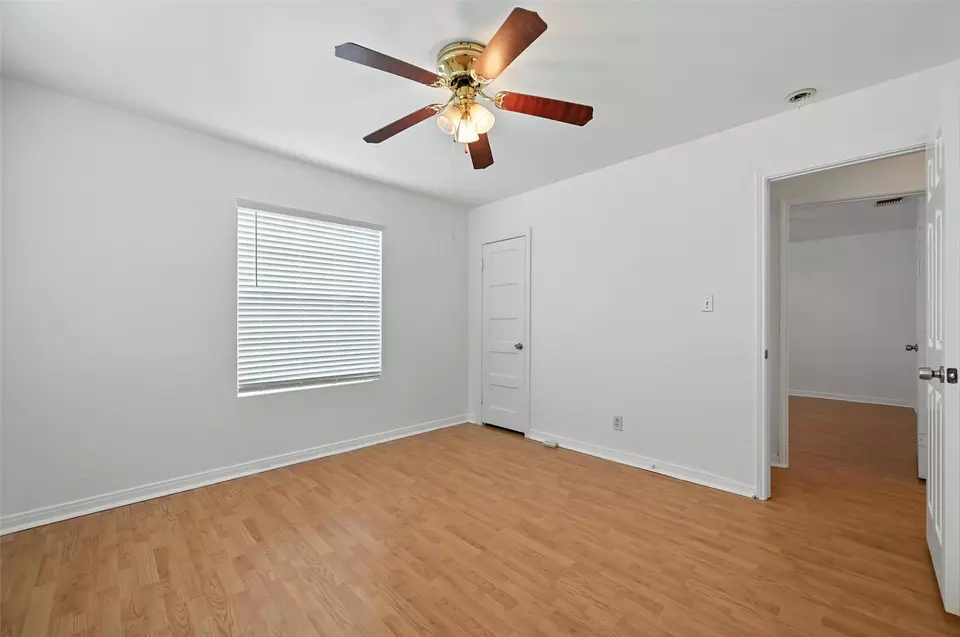 Bedroom - 3917 Lisbon St, Fort Worth, TX 76107 photo 6 of 7