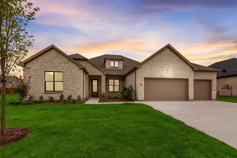 1327 Emma Dr, Van Alstyne, TX 75495