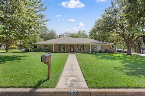 3501 Marsh Ln, Grapevine, TX 76051