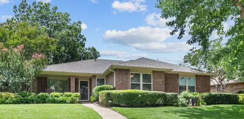 2066 Briarcliff Rd, Lewisville, TX 75067