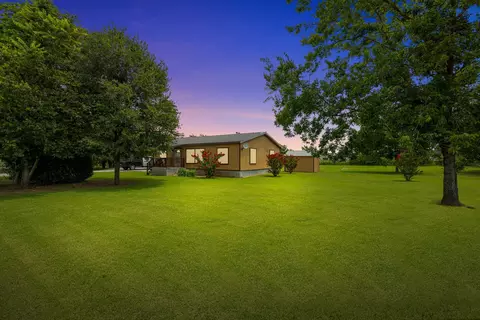 49 Lasater Ln, Mineral Wells, TX 76067