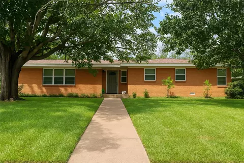 3524 Labadie Dr, Richland Hills, TX 76118