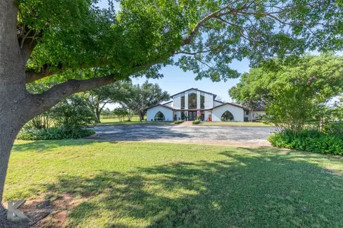 4833 Meadow Dr, Abilene, TX 79606