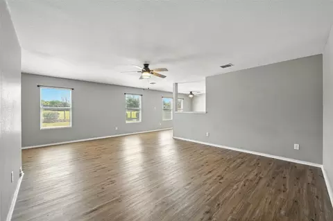 1932 Elk Lake Trl, Justin, TX 76247