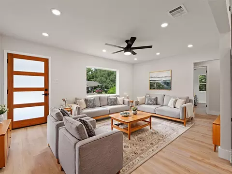 610 Dogwood Trl, Dallas, TX 75224