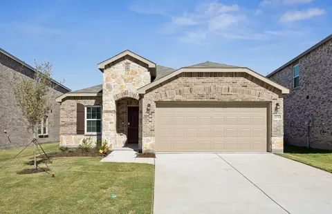 2043 Pleasant Knoll Cir, Forney, TX 75126