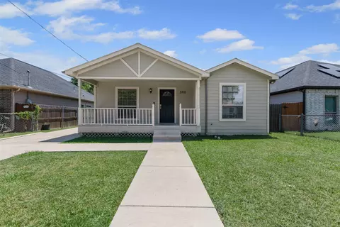 3710 Harlingen St, Dallas, TX 75212